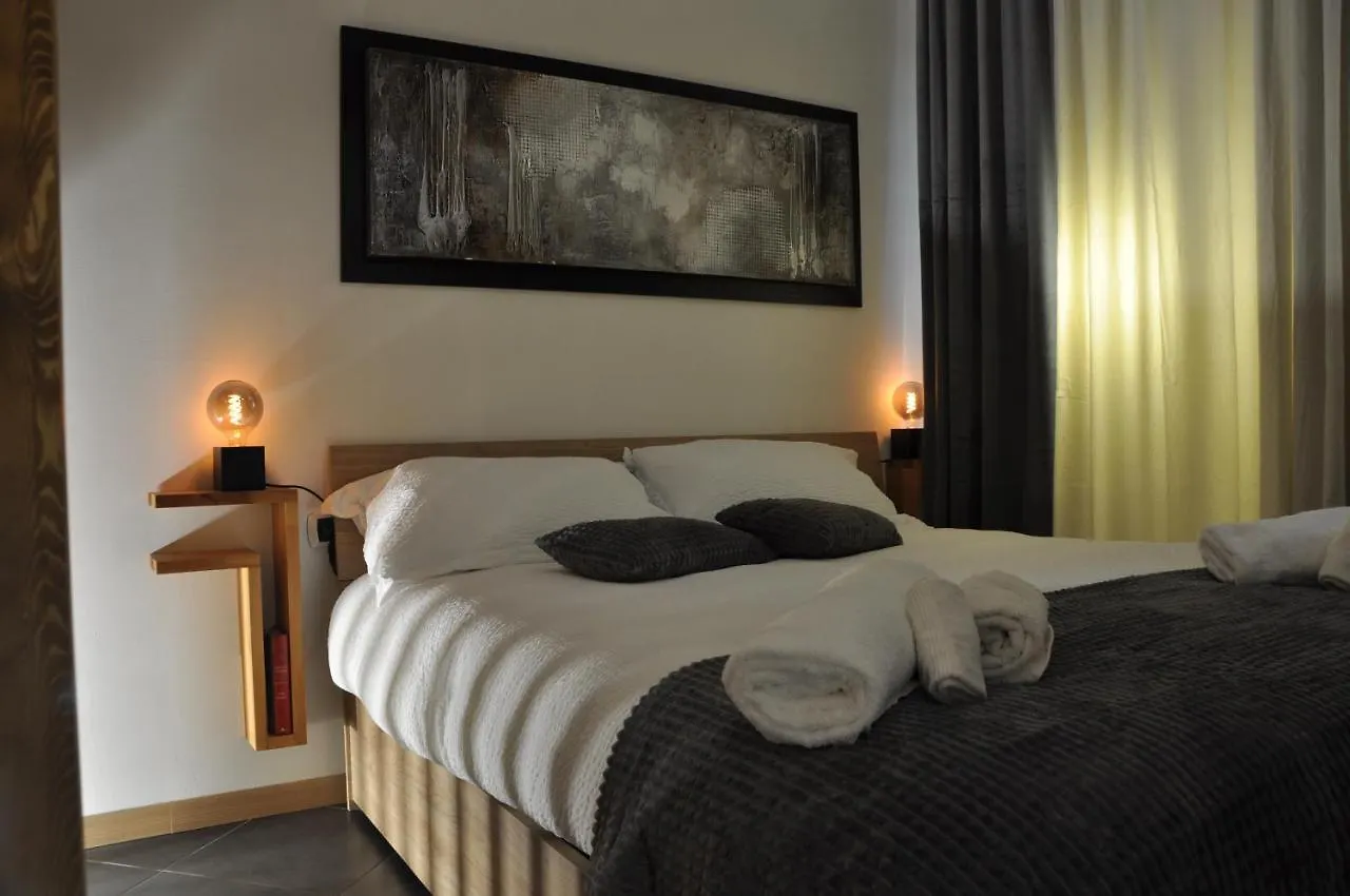 Apartment C Studio - Design Bilo Suite -M3- 8 Min Dal Duomo Milan